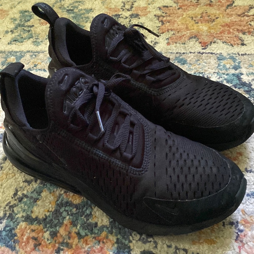 Black AirMax 270s💕